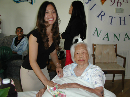 020608_nanays_96th_bday_party06
