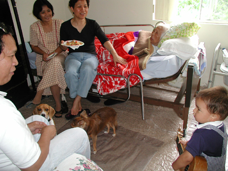 020608_nanays_96th_bday_party51
